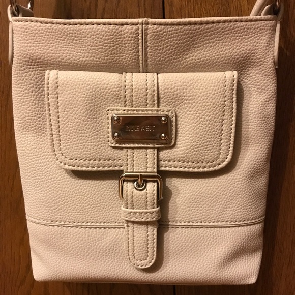 Designer cross body bag - Picture 2 of 2